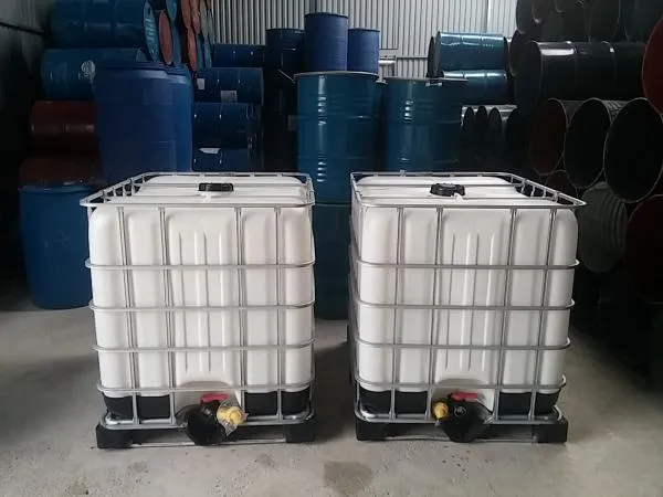 Tank nhựa IBC 1000 lít khung sắt tại kho Thiên Phong