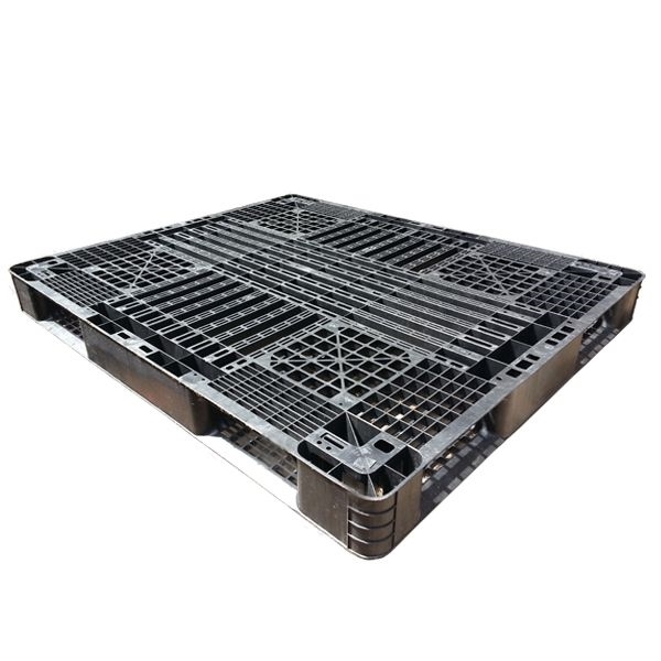 Pallet nhựa đen mặt lưới gân dọc, viền dày