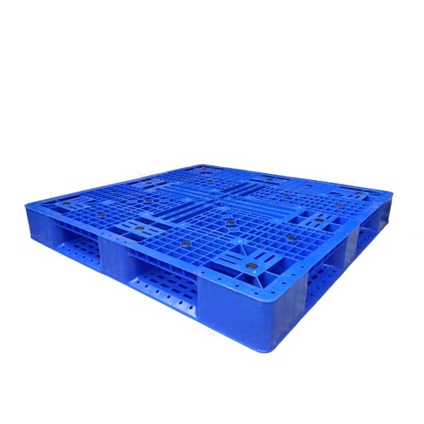 Pallet nhựa xanh dương liền khối viền cao, mặt lưới dày
