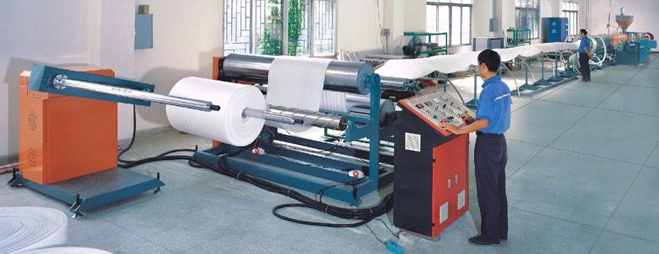quy trình sản xuất màng PE vận hành máy